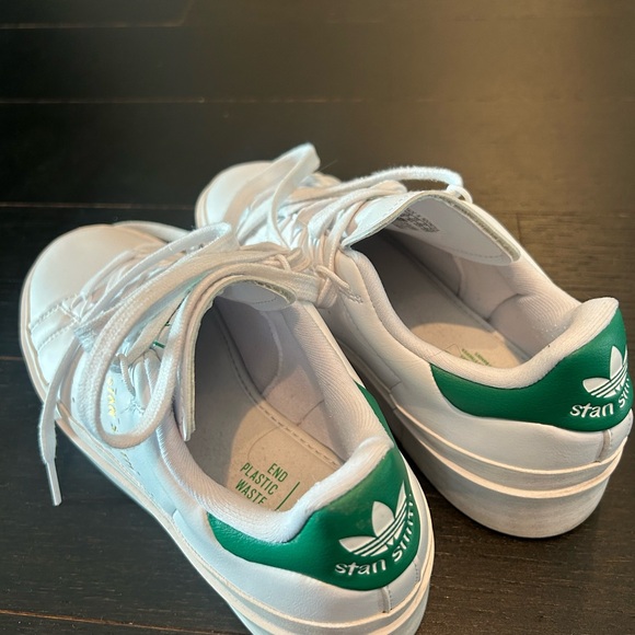 adidas - Women's Stan Smith Bonega Shoes (GY9310) size 5 1/2 - Picture 6 of 8
